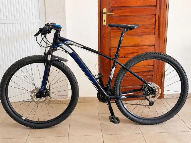 Bicicleta Rockrider ST500 Aro 29 Shimano Alivio Quadro M