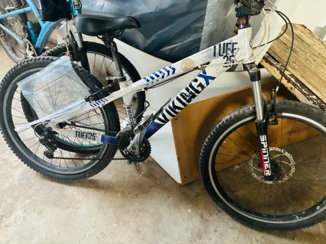 Vende-se bicicleta viking, aro 26