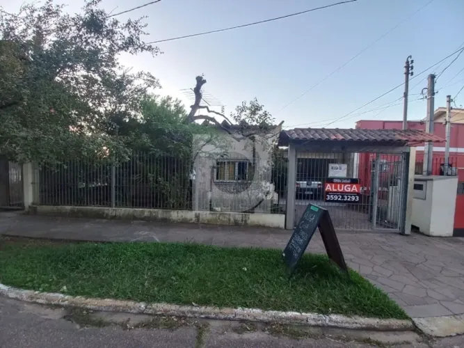 Casa FUNDOS com 2 dormitórios -56m²- para alugar no bairro Jardim América/SL