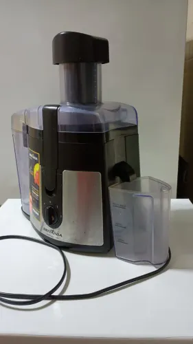 Centrífuga de Alimentos Britânia 1000 (800W) Seminova