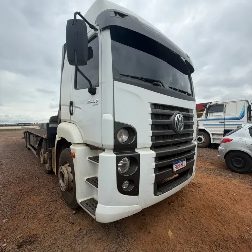 Caminhao plataforma 11 metros