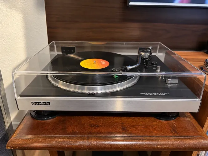 Toca Discos Gradiente DD-100Q - Impecável! 