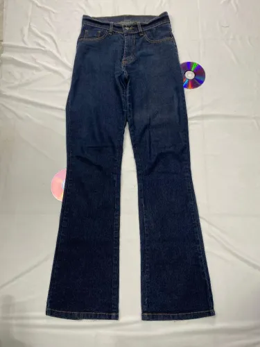 Calça jeans flare cintura alta