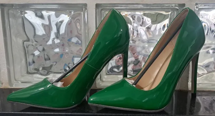 SCARPIN VERDE VERNIZ