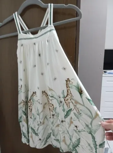 VESTIDO ALÇA ESTAMPADO GIRAFA COM STRASS DA MARCA MILON (