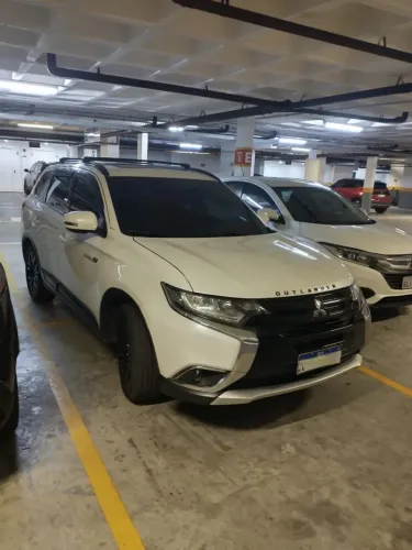 Mitsubishi Outlander 2.0 16V 160cv Aut. 2016