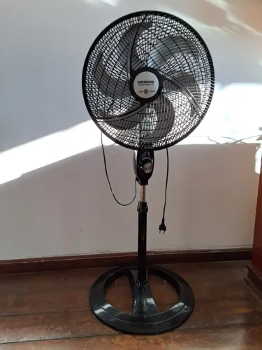 Vendo ventilador Mondial usado, em ótimo estado