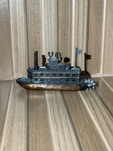 apontador de lápis miniatura barco a vapor metal antigo