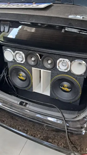 Som automotivo completo