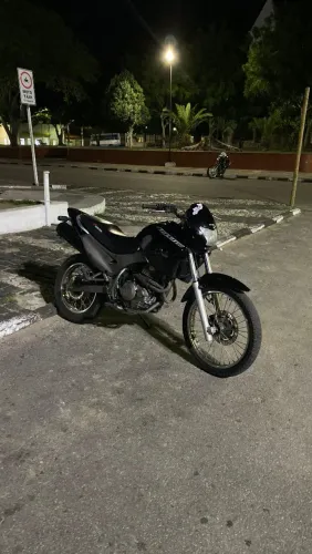 Falcon pra vender ou pra bolo em 150 carburada ESD.