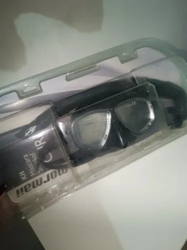 Kit máscara snorkel scura mormaii