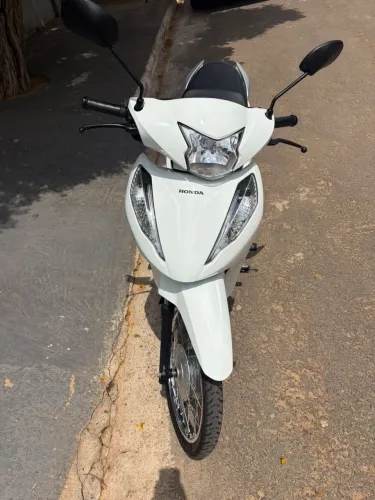 HONDA BIZ 2025, baixíssima quilometragem!!