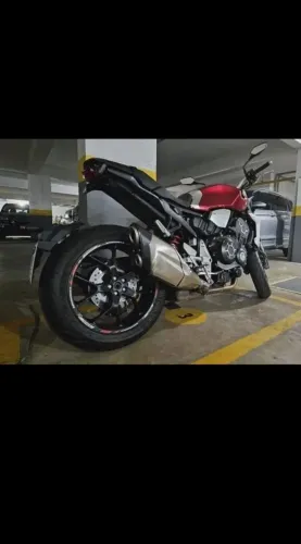 Honda Cb1000r 