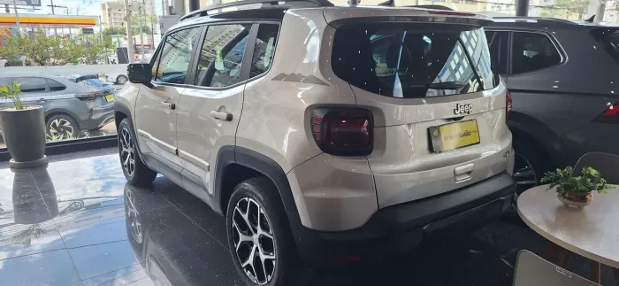 Jeep Renegade Sahara T270 1.3 TB 4X2 Flex AUT 2026