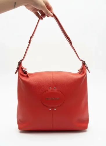 Bolsa Long Champ em couro, acompanha Dusty Bag e certificado, ótima para o dia a dia.