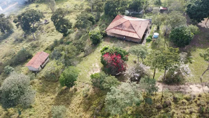 Sítio aprox 30.000m² em Itatiaiuçu