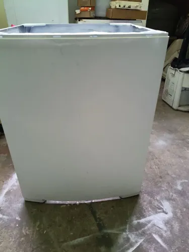 Vendo gabinete de máquina de lavar roupa Electrolux