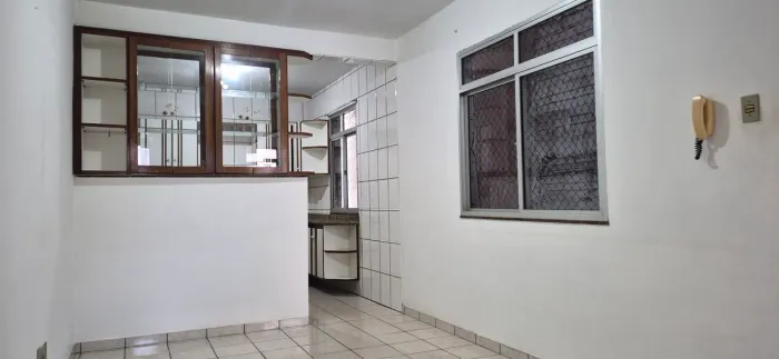 Apartamento Amplo medio padrão