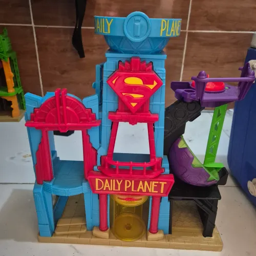 Torre imaginext super homem