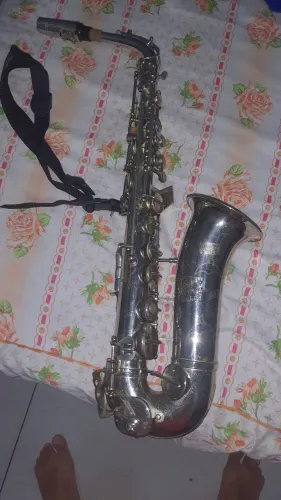 Saxofone alto weril