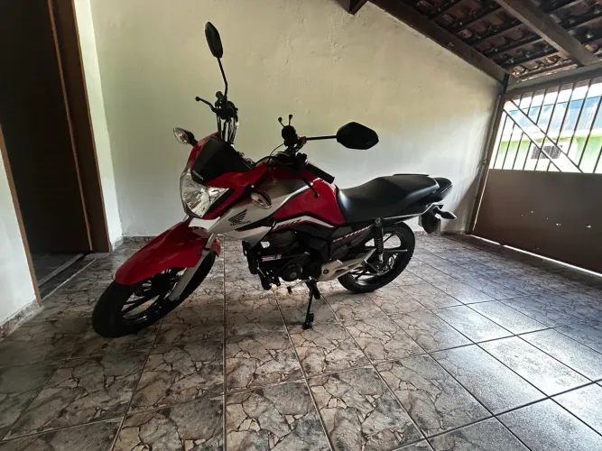 VENDO HONDA TITAN 160 