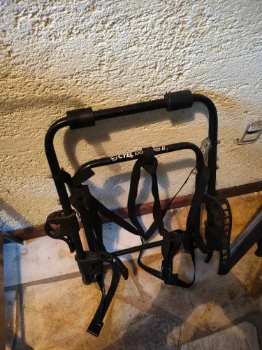 Suporte universal para transportar de bike