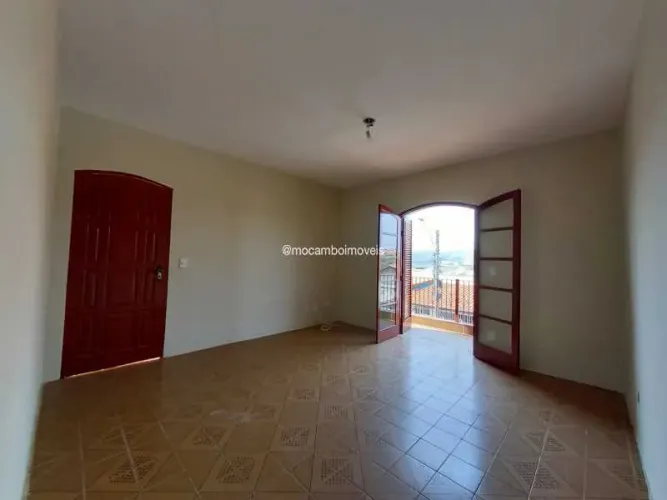 Casa de rua - / Residencial / Cidade Jardim