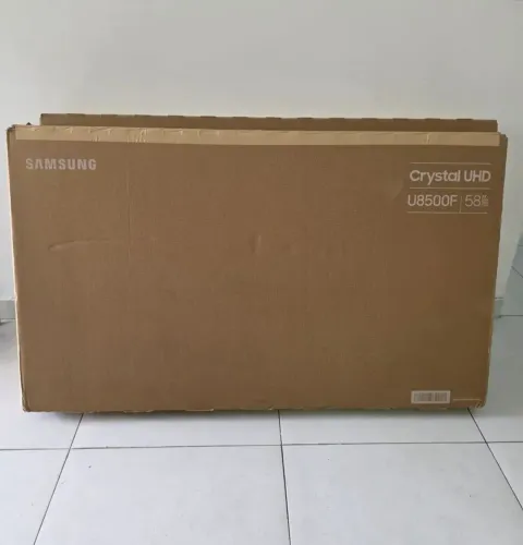TV Samsung smart 58 polegadas 4K lacraia