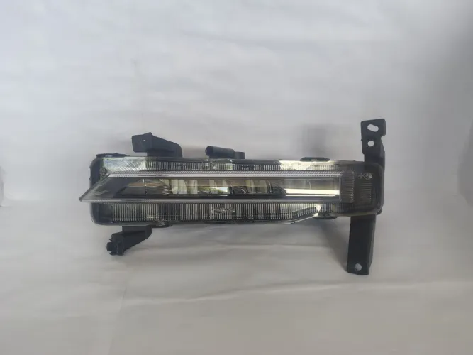Farol de milha luz diurna esquerda Cherry Tiggo 8 pro Max 2023 a 2025 original c detalhe 1
