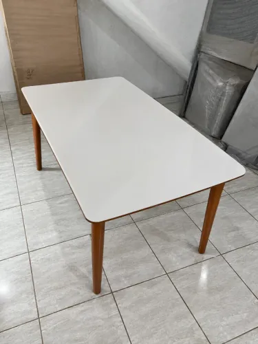 Mesa de jantar 6 lugares