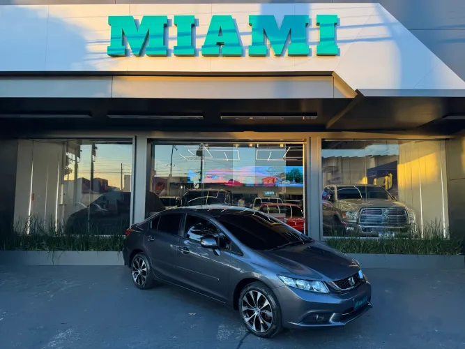Honda Civic Sedan LXR 2.0 Flexone 16V Aut. 4P 2016