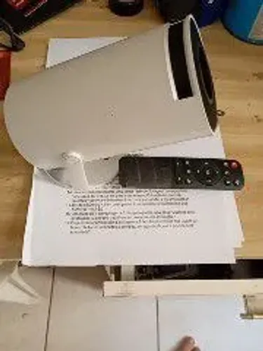 Vende se projetor HT300 4k Android muito bom.