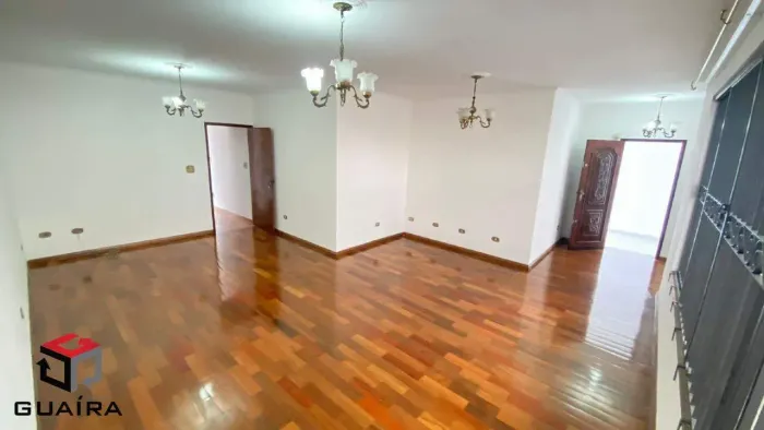 Casa de 436m² no Campestre em Santo André - SP