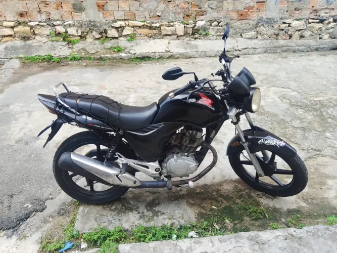 Troco em xre com volta minha cuida ?