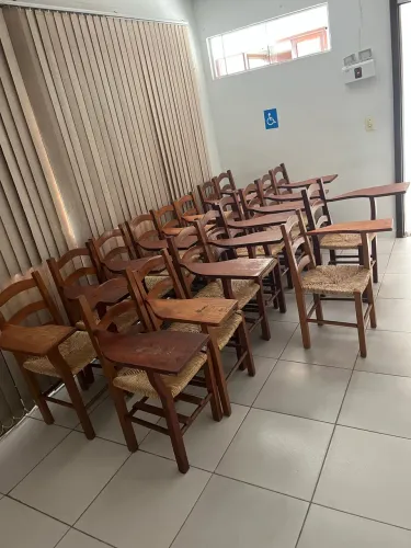 Cadeiras para sala de aula