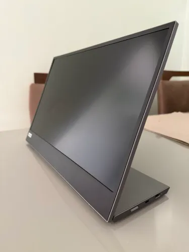 Monitor Lenovo L15 Portátil - Slim e Leve 