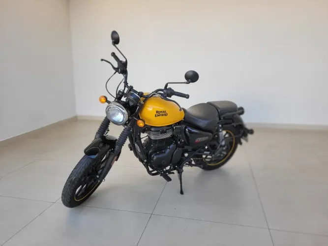 Royal Enfield Meteor 350 Fireball
