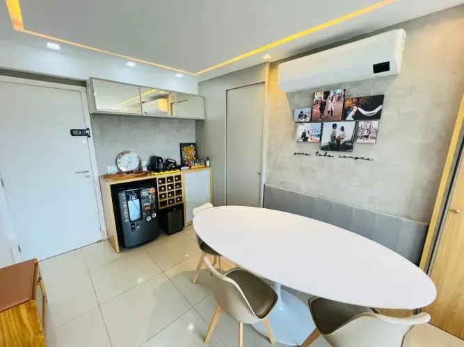 PG| APARTAMENTTO EM BOA VIAGEM| 2 QUARTOS | 52M²| REFORMADO