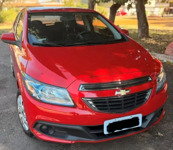 Chevrolet Onix Hatch LT 1.4 8V Flex Power Mec. 4P 2014
