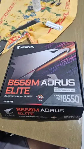 Placa Mãe B550M AORUS ELITE