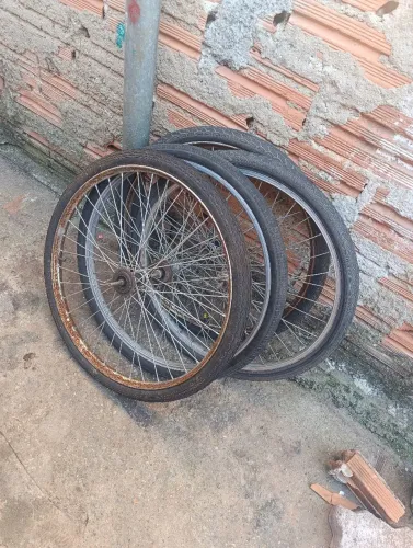 Vendo roda de Monark 