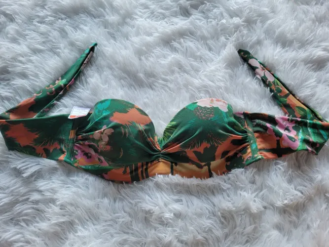 parte de cima de biquíni com bojo tamanho M