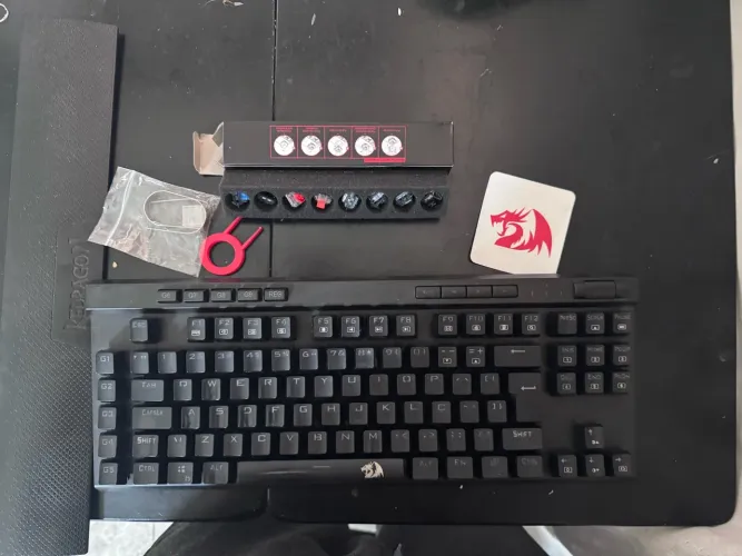 TECLADO REDRAGON WAND PRO SWITCH RED