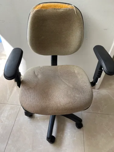 Vendo cadeira de escritório