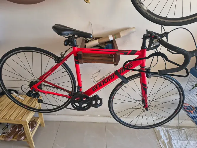 Vendo bicicleta corrida em ótimo estado 