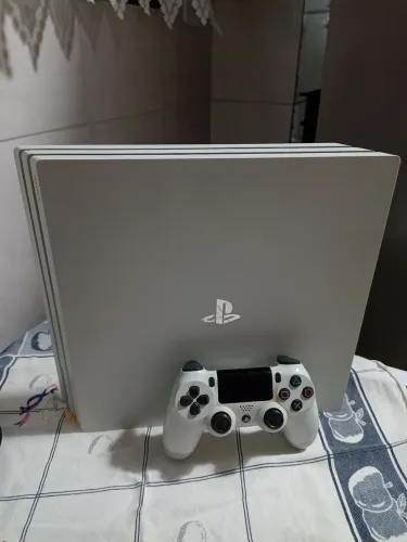 PS4 Pro Branco 7116B Britânico 220 W !! DISPENSO OFERTAS !!