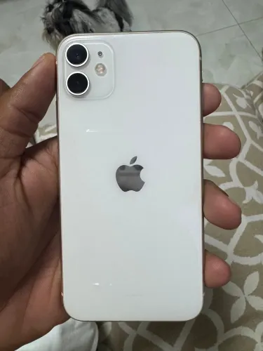 iPhone 11, zerooo nunca aberto e comprado em loja.
