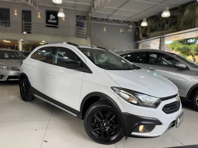 Chevrolet Onix Activ 1.4 8V Flex Aut. 4P 2019