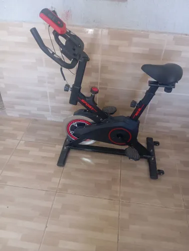 Bicicleta ergométrica-como nova, funcionando perfeitamente!