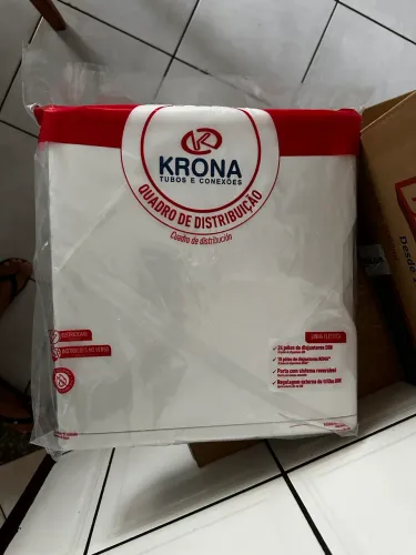 Caixa de distribuição Krona 24 disjuntores 